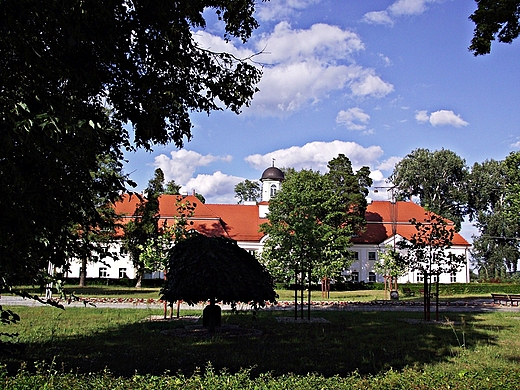 Brzeg Dolny - paac rodu von Hoym - oficyna